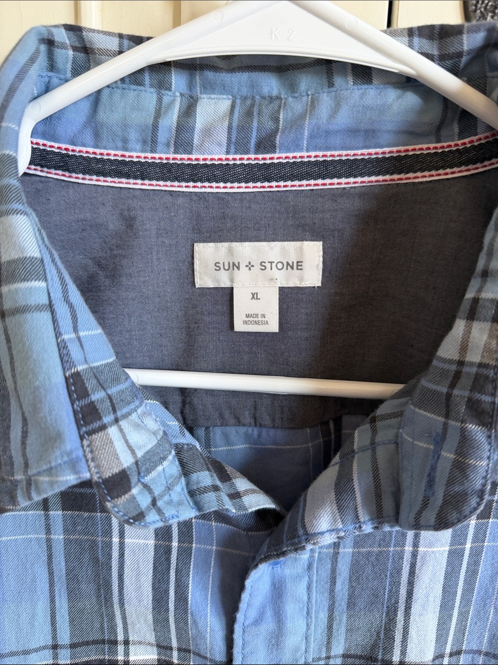 Sun + Stone Men's Blue Plaid Button-Down Shirt - Picture 3 of 7